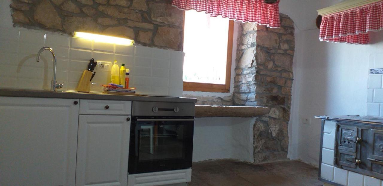 Rural Apartment Carolina Zrenj Екстер'єр фото